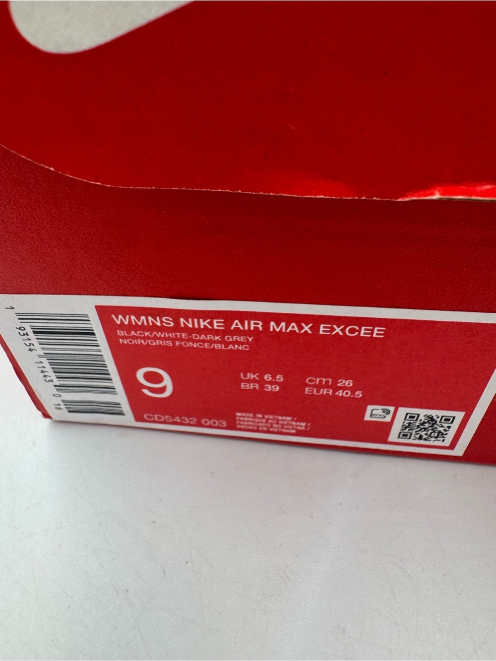 Nike Air Max Excee Black White BRAND NEW Size 9 Women - Picture 8 of 8